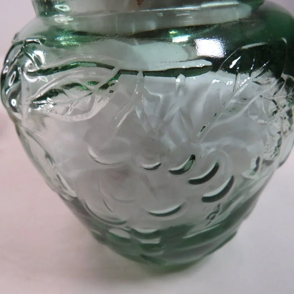 Green Orchard Fruit Glass Jar w decorative Cork Lid